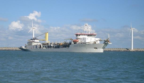 Hopper Dredger first to sail 2,000 hours on 100% sustainable marine biofuel